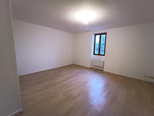 APPARTEMENT T3 PROCHE CENTRE VILLE - 3