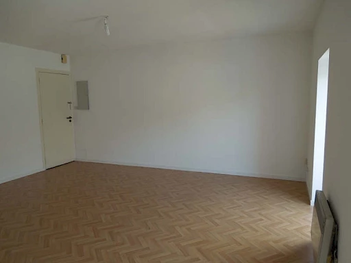 HAGETMAU CENTRE - 1er ETAGE