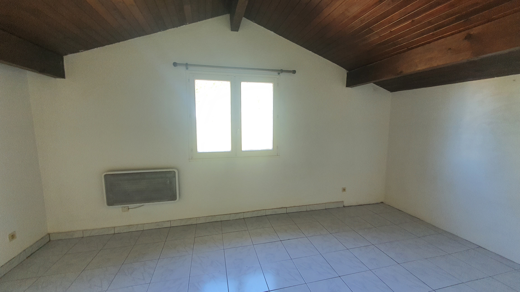 MAISON 4 Chambres sur 1 Hectare