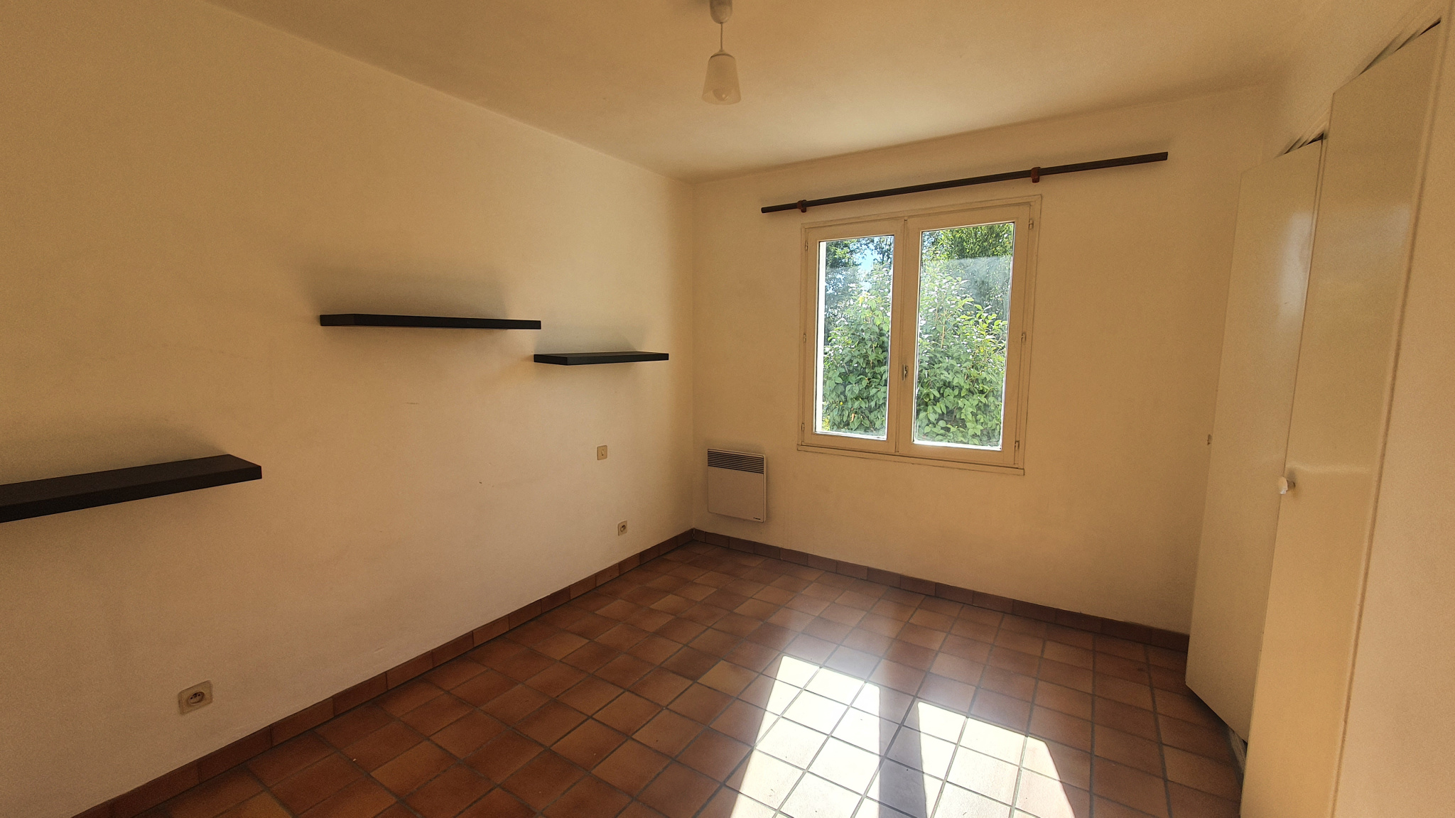 MAISON 4 Chambres sur 1 Hectare