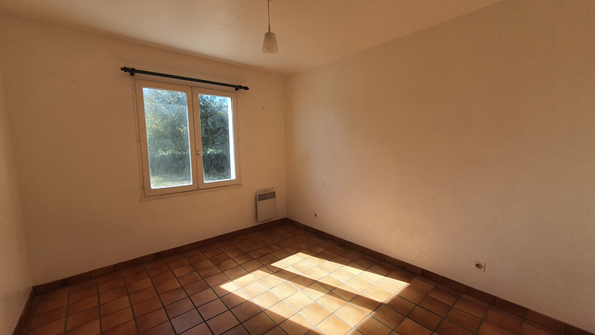 MAISON 4 Chambres sur 1 Hectare