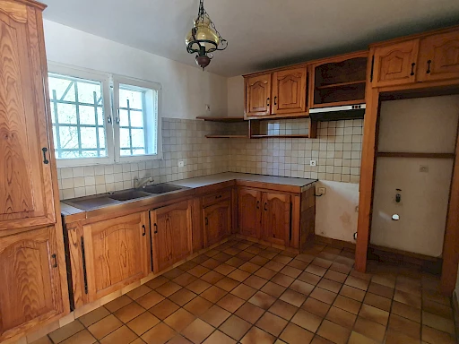 MAISON 4 Chambres sur 1 Hectare