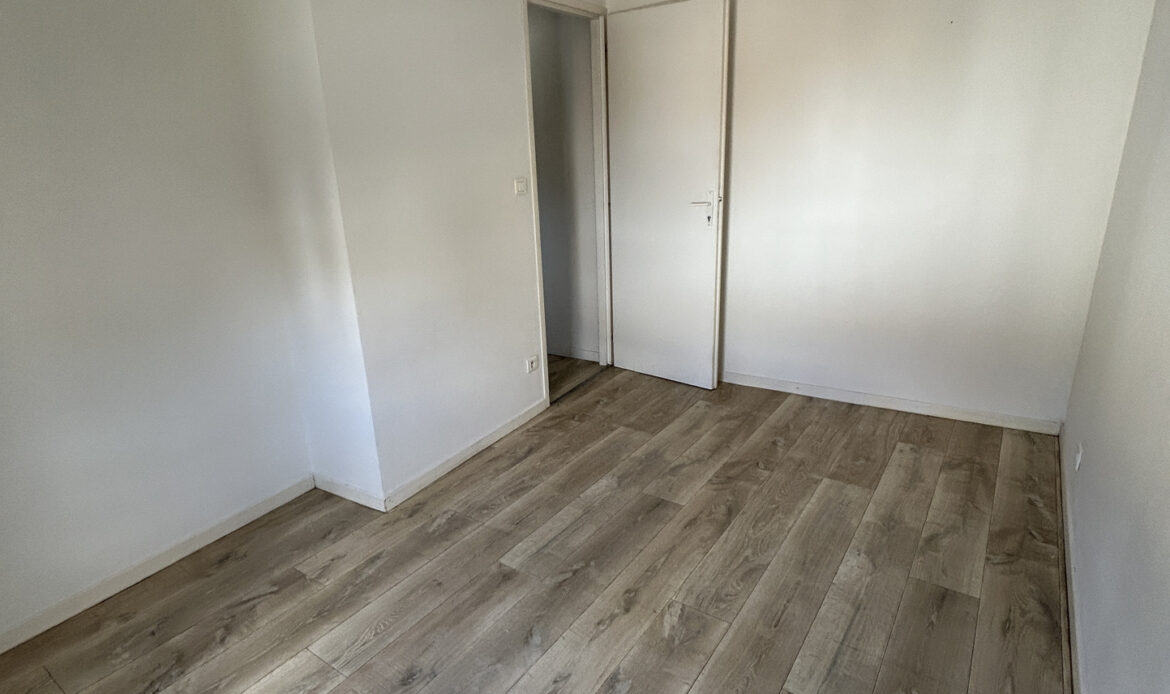 6134e573.jpg