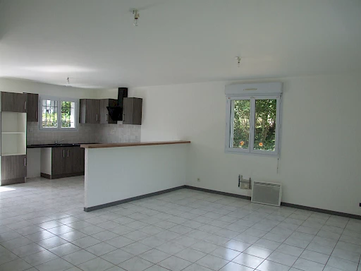 PROCHE DE HAGETMAU - EXCEPTIONNEL - MAISON D'HABITATION de 70 m2 - Comp: Séjour/Cuisine de 41 m2 - ... - 2