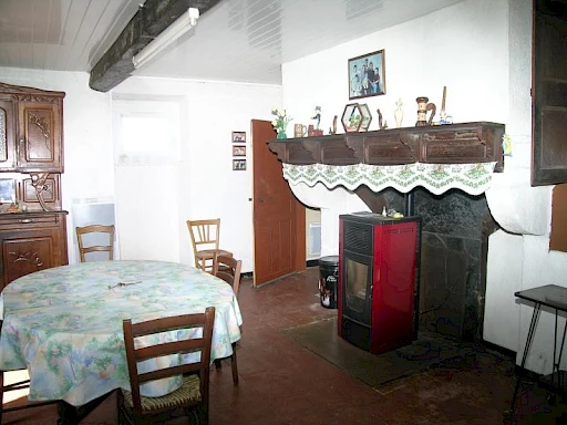 ANCIEN CORPS DE FERME de 172 m2 Hab - LACRABE - 2