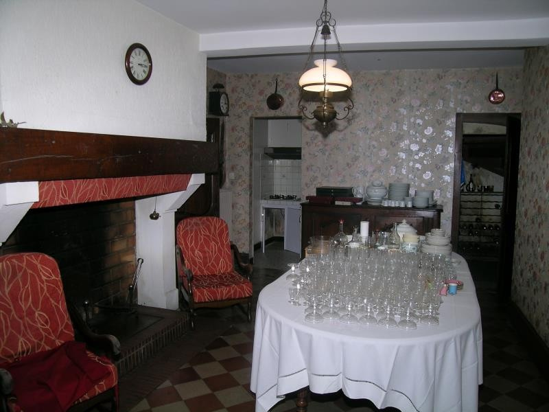 MAISON D'HABITATION Ancienne de 206 m2 Hab - CENTRE VILLE DE HAGETMAU
