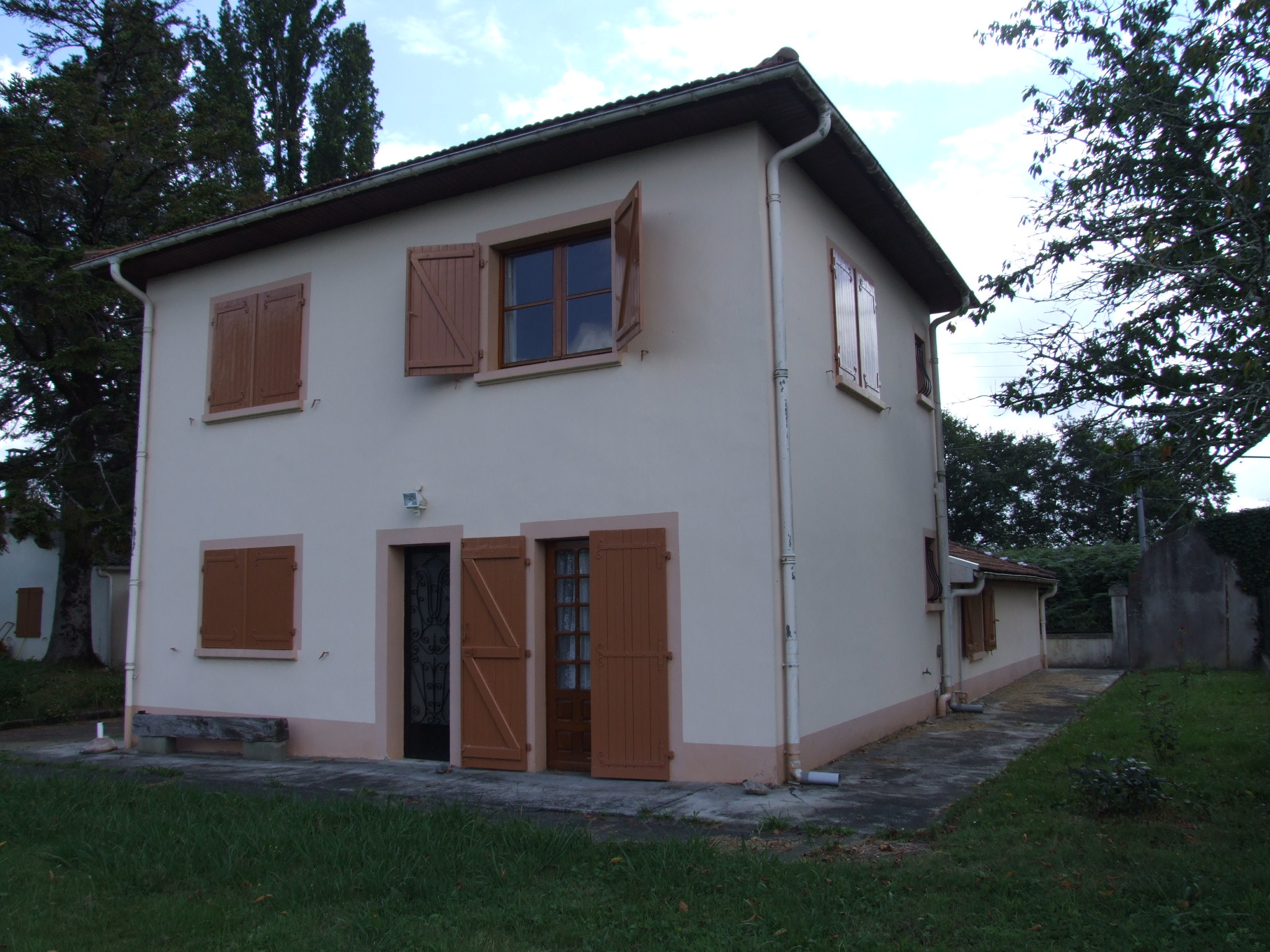 MONTAGUT - Maison 7 pièces