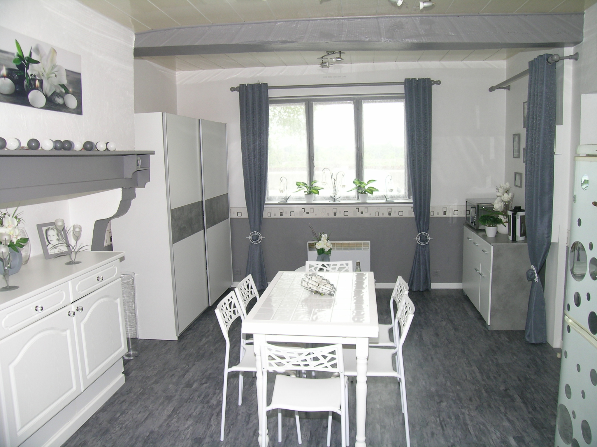 À Hagetmau, immeuble de 153m2 avec 8 pièces pour investir