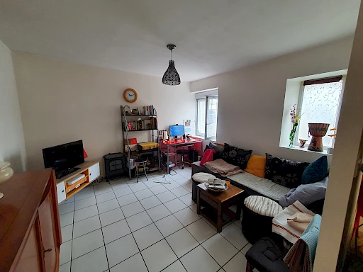 Pour investir à Hagetmau : immeuble de 143m2 avec SN AGENCE TACHON