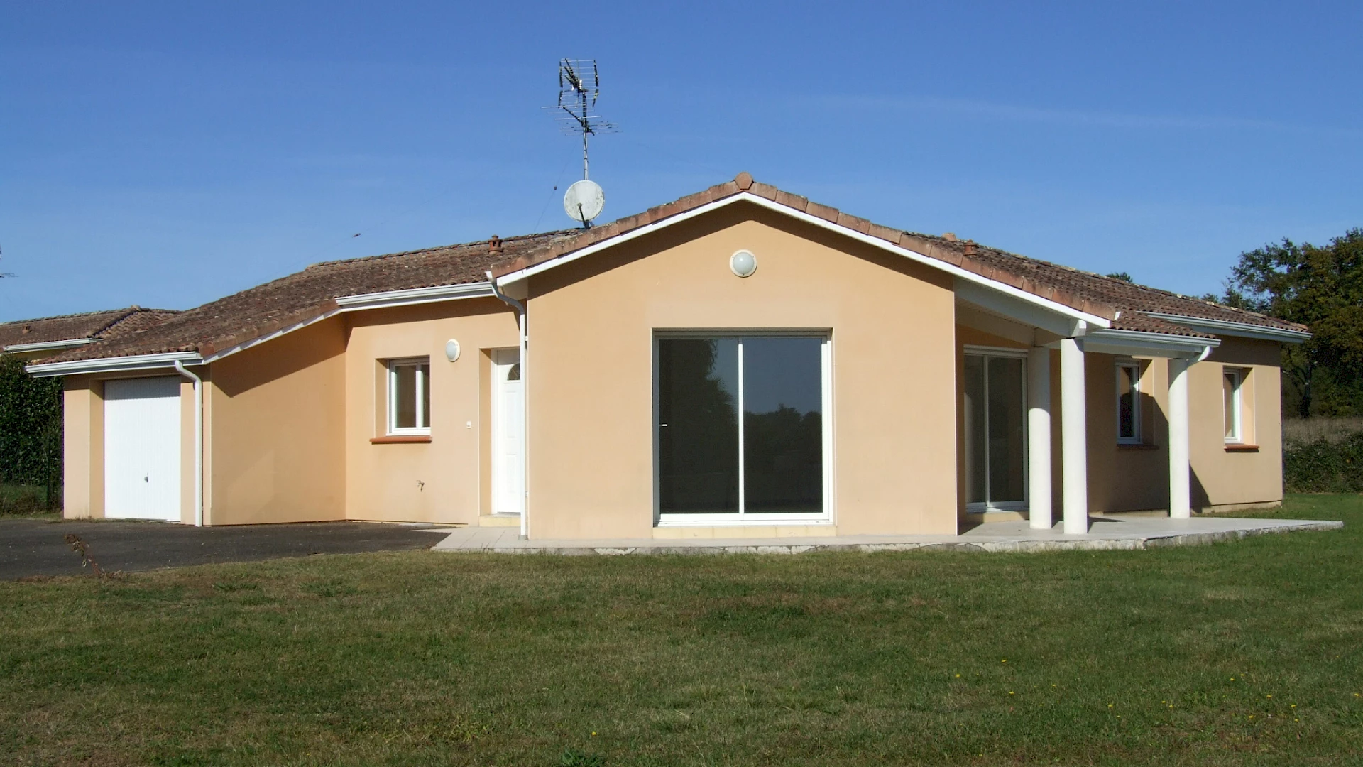 Benquet : villa de 101m2 avec terrasse à acheter
