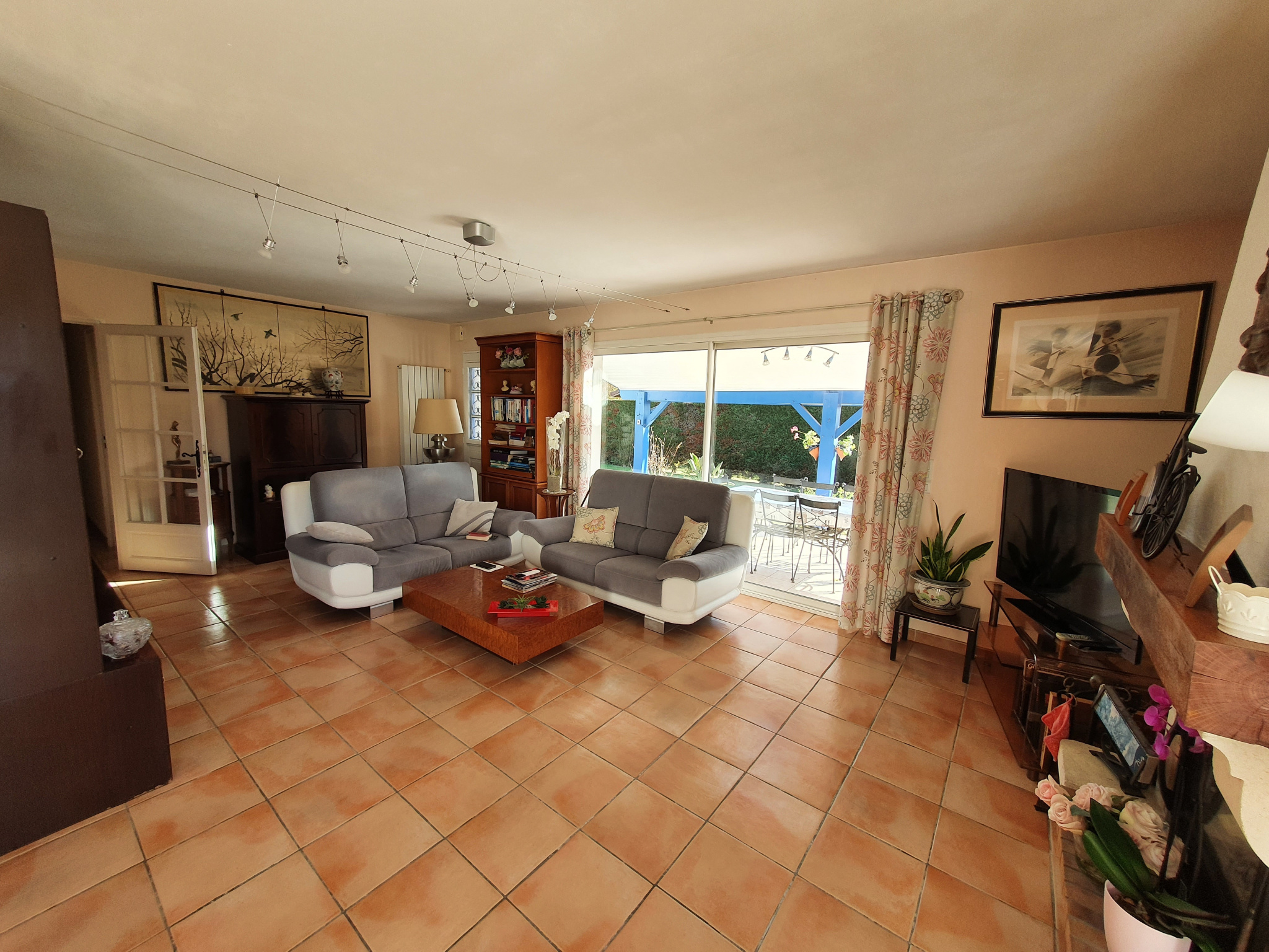En vente pour famille avec 2 enfants à Hagetmau : maison avec terrasse
