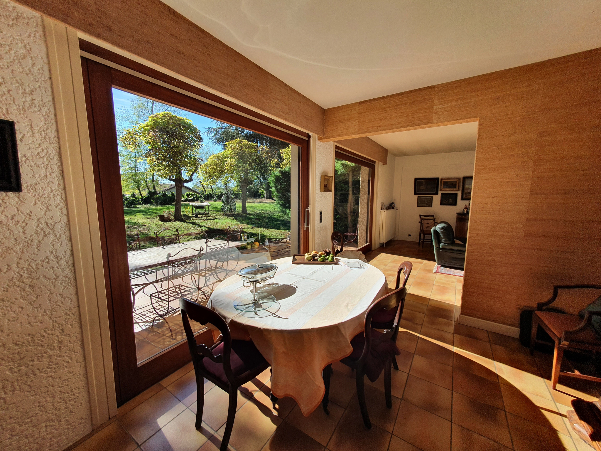 MAISON D'ARCHITECTE de 219m2 à acheter