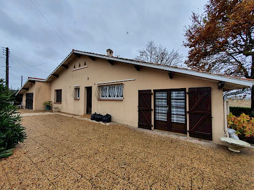 VENDU - VILLA HAGETMAU