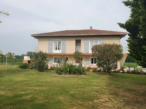 Hagetmau : Maison d'habitation 235 000 € - 1