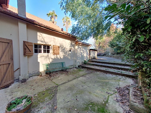 Grande maison à acheter 97500 € - 3