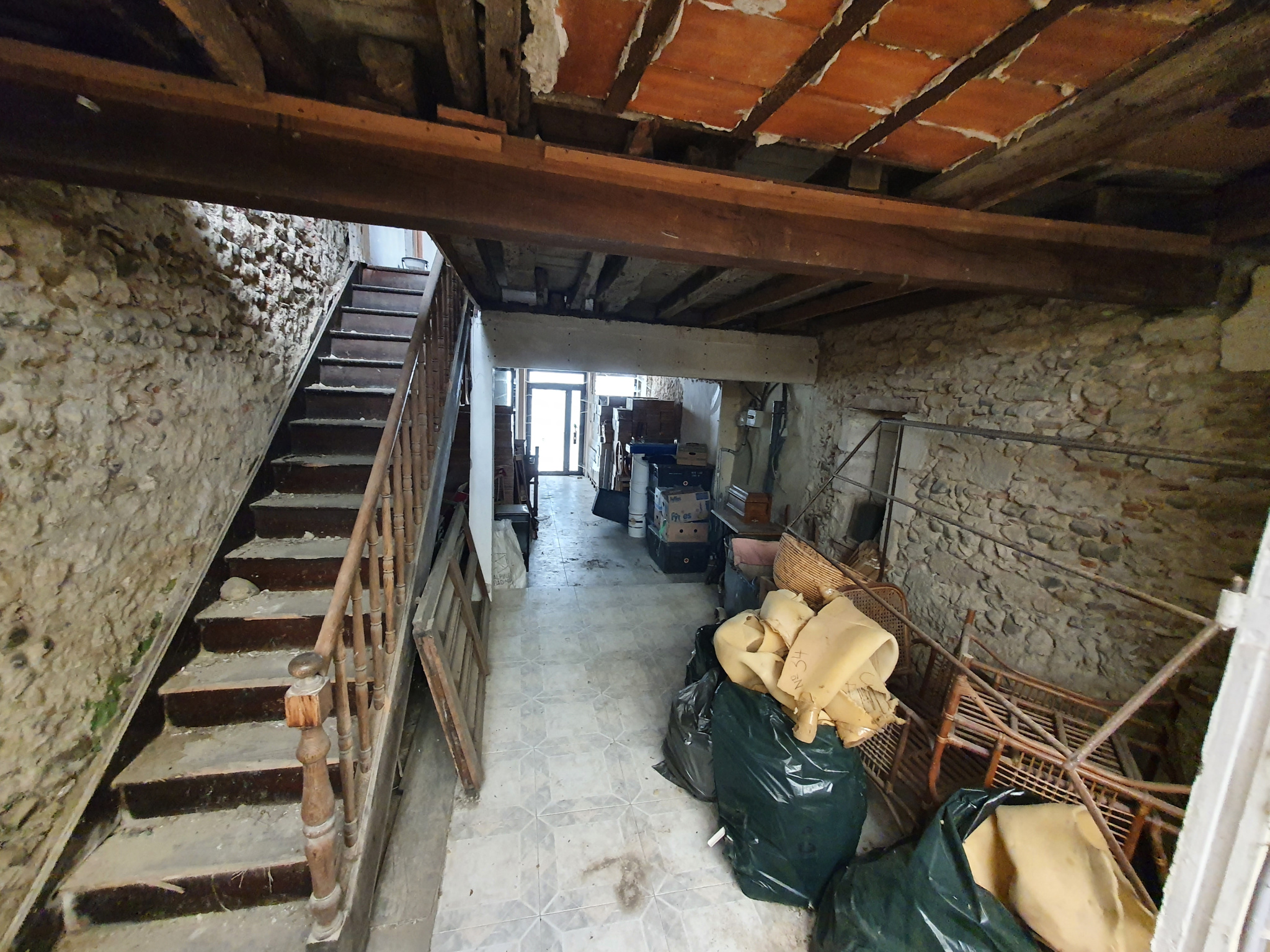 SAINT SEVER - MAISON DE VILLE A RENOVER