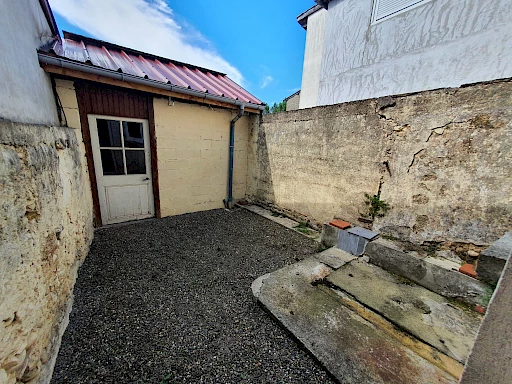 À acheter à Hagetmau : maison de village avec 3 pièces - 3