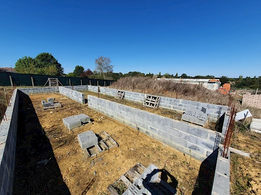 Terrain de 18 479m2 à acheter 55500 €