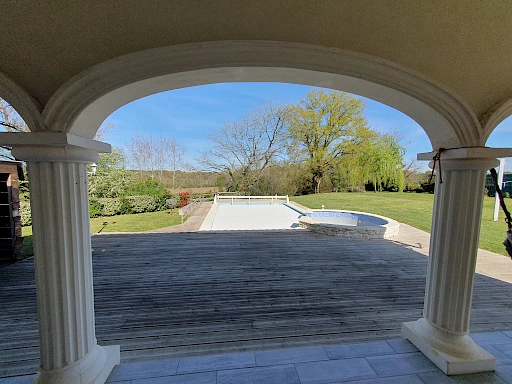 VILLA RECENTE