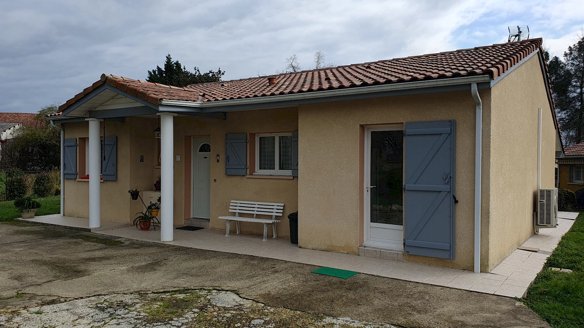 À vendre à Hagetmau : maison avec SN AGENCE TACHON