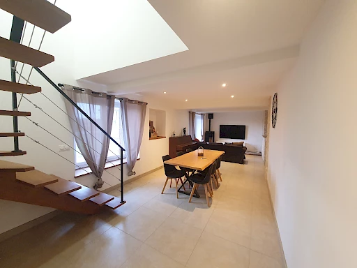 maison d'habitation rénovée de 109m2 - 1