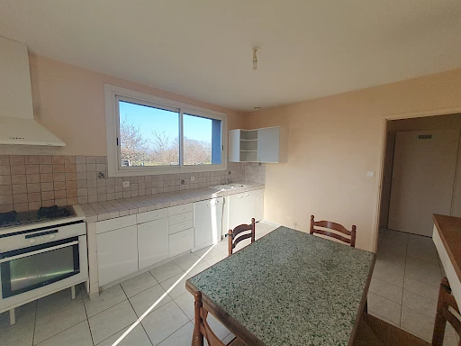 À  5 km d'Amou, maison avec 4 chambres - 2