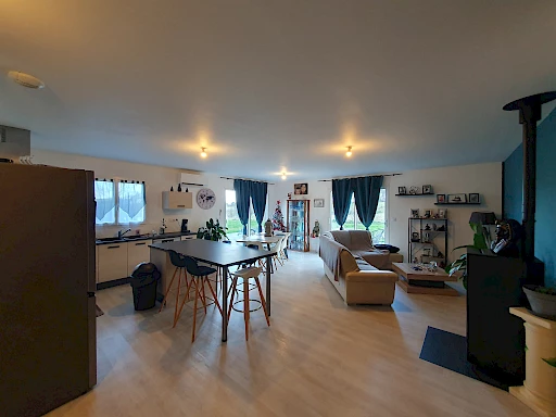 À Hagetmau, maison avec terrasse à acheter avec SN AGENCE TACHON