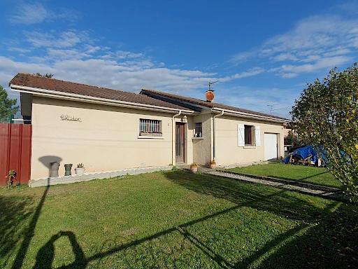 Villa avec 3 chambres en vente à Hagetmau (40) - 1