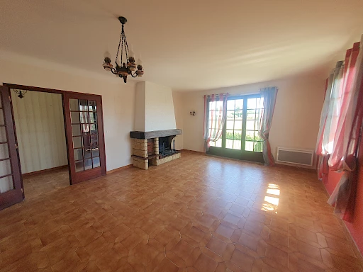 à 10 minutes de Hagetmau, maison avec 6 pièces à acheter