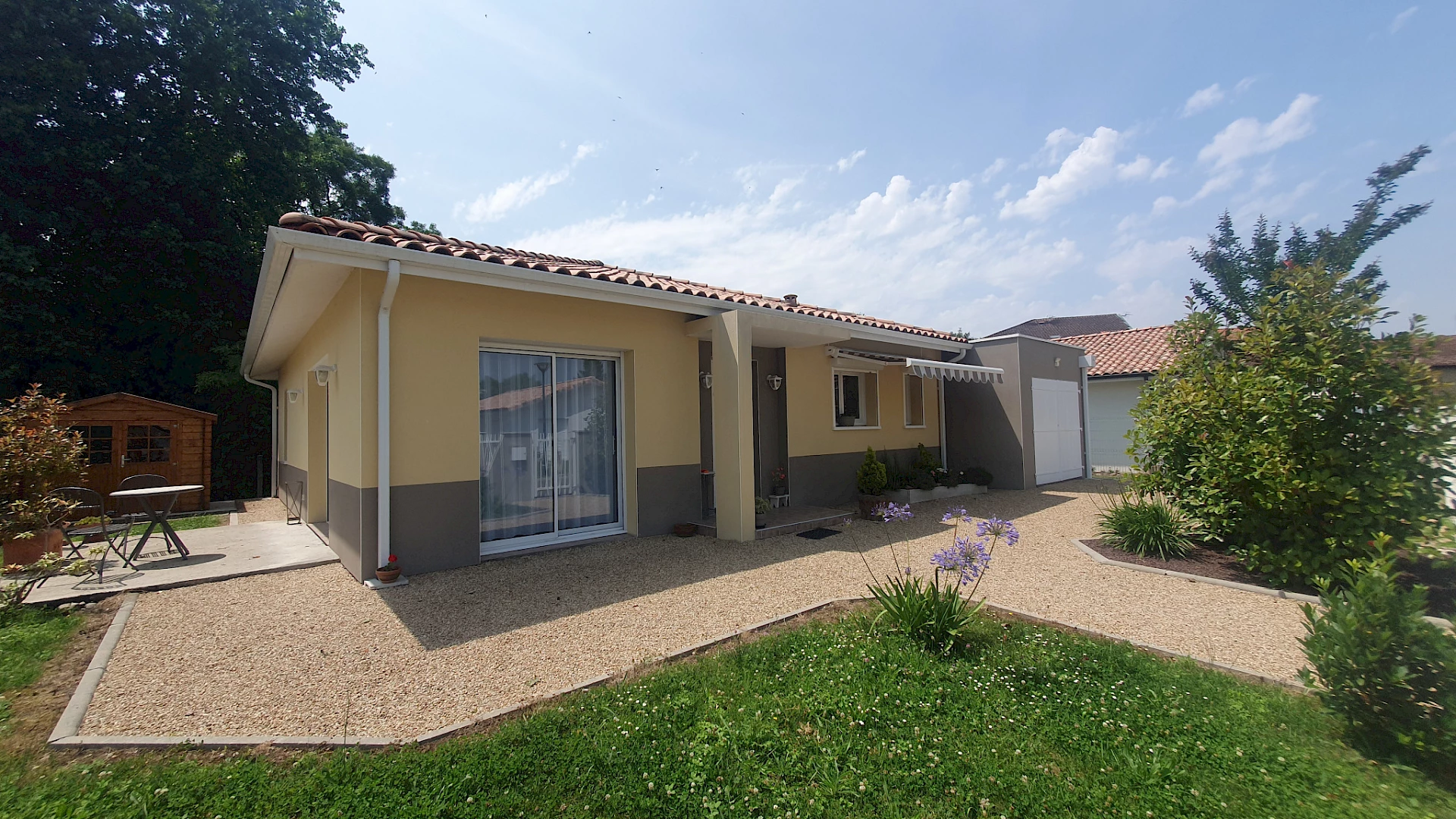 Au Centre Ville de Hagetmau Villa de 106 m2 Hab