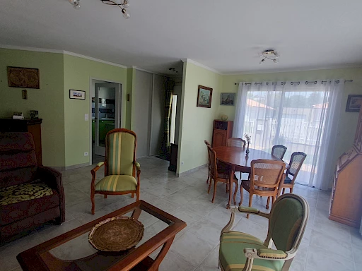 Au Centre Ville de Hagetmau Villa de 106 m2 Hab