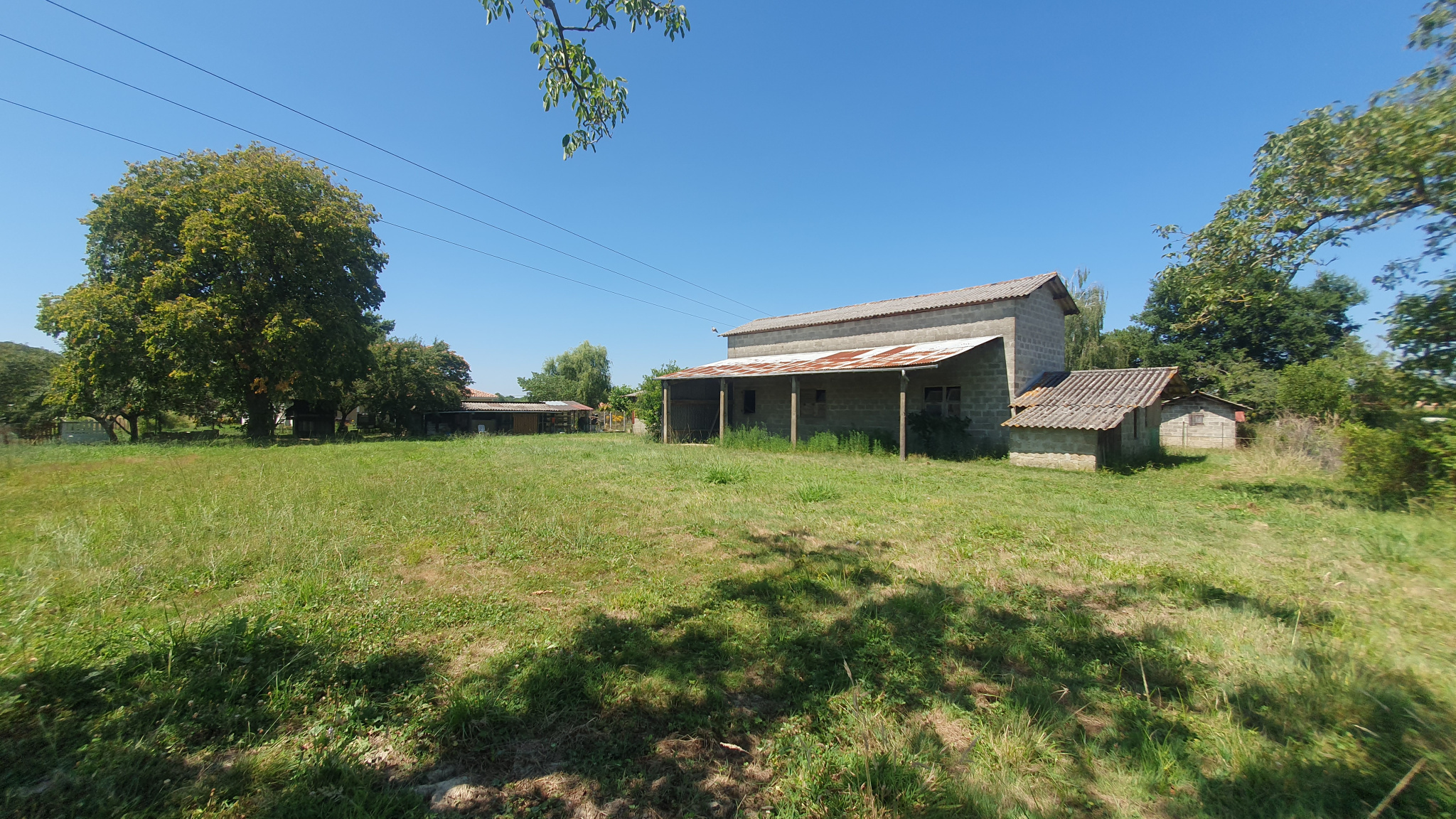 Maison à vendre avec terrasse à Hagetmau avec SN AGENCE TACHON