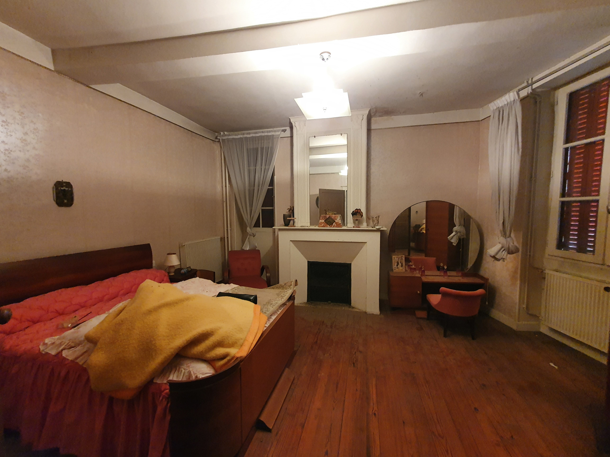 Mugron : immense maison de ville à acheter 96000 €