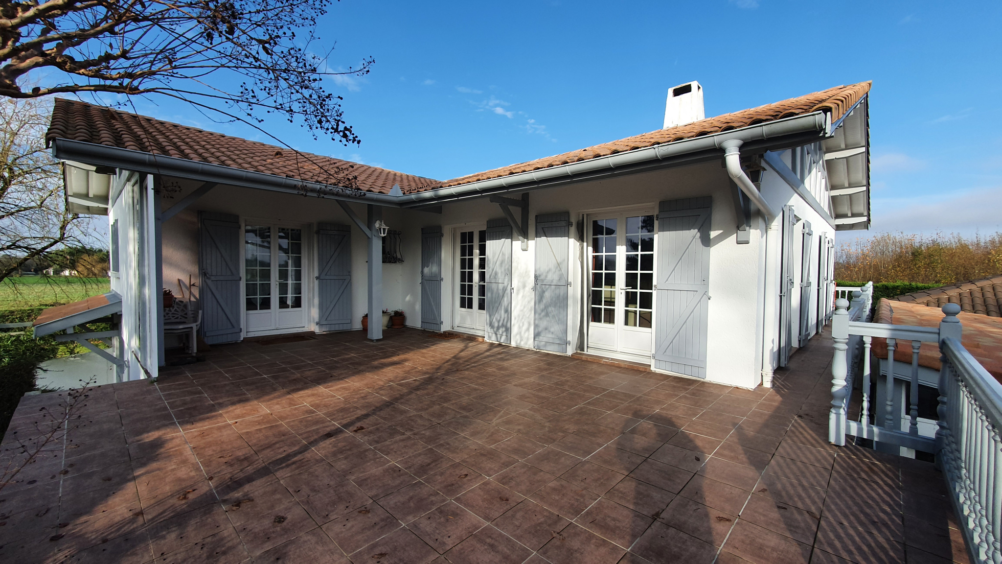 À vendre à Hagetmau (40) : immense maison avec 9 pièces