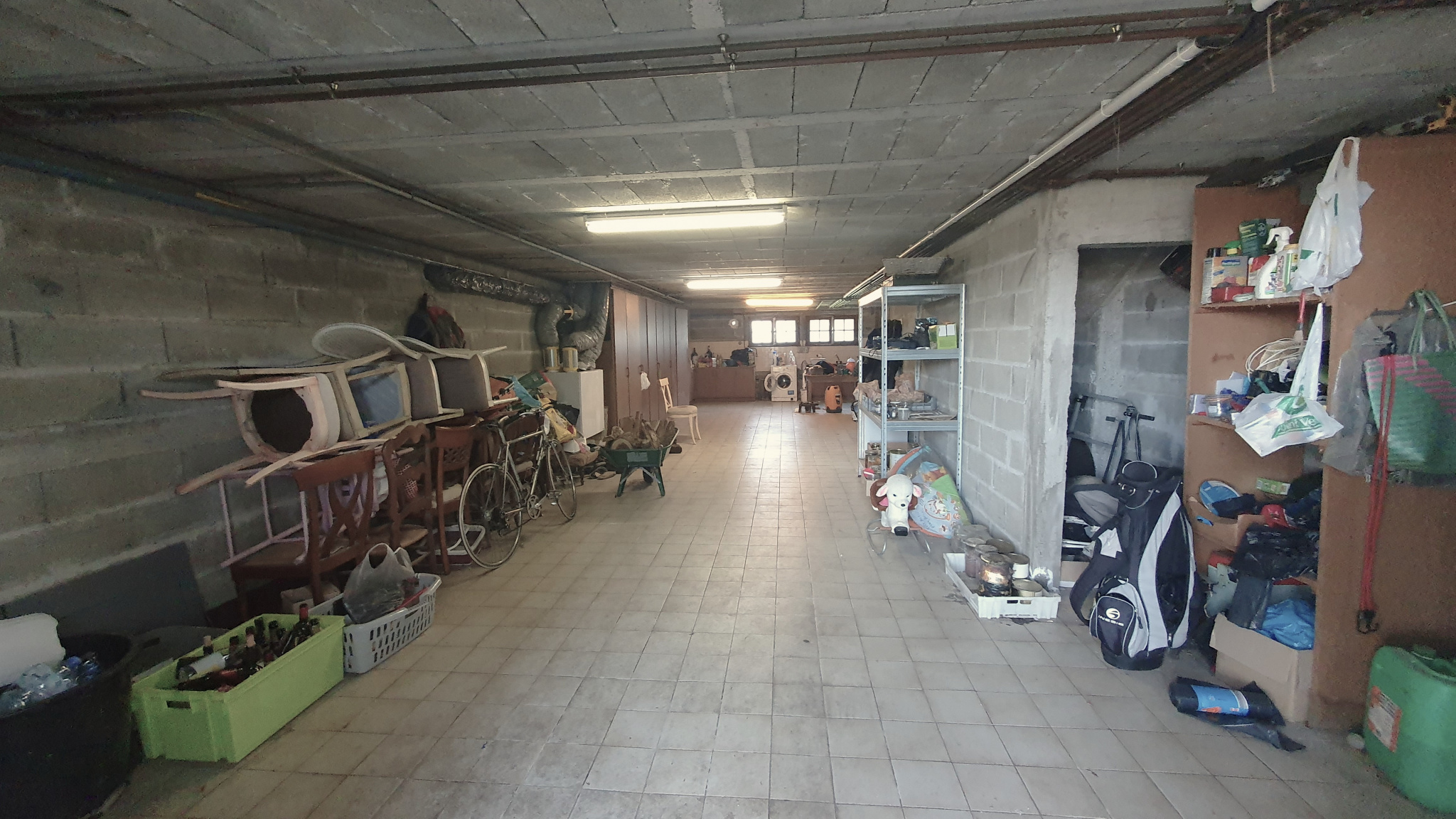 À vendre à Hagetmau (40) : immense maison avec 9 pièces