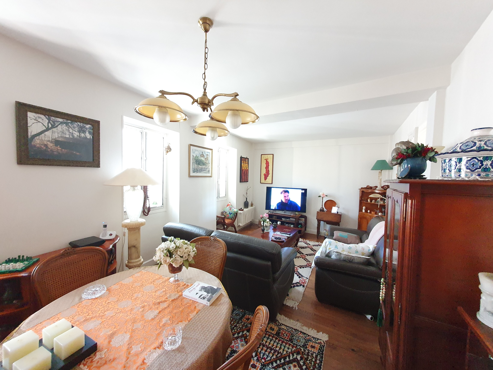 Immeuble de 284m2 pour investir 274300 € à Saint-Sever