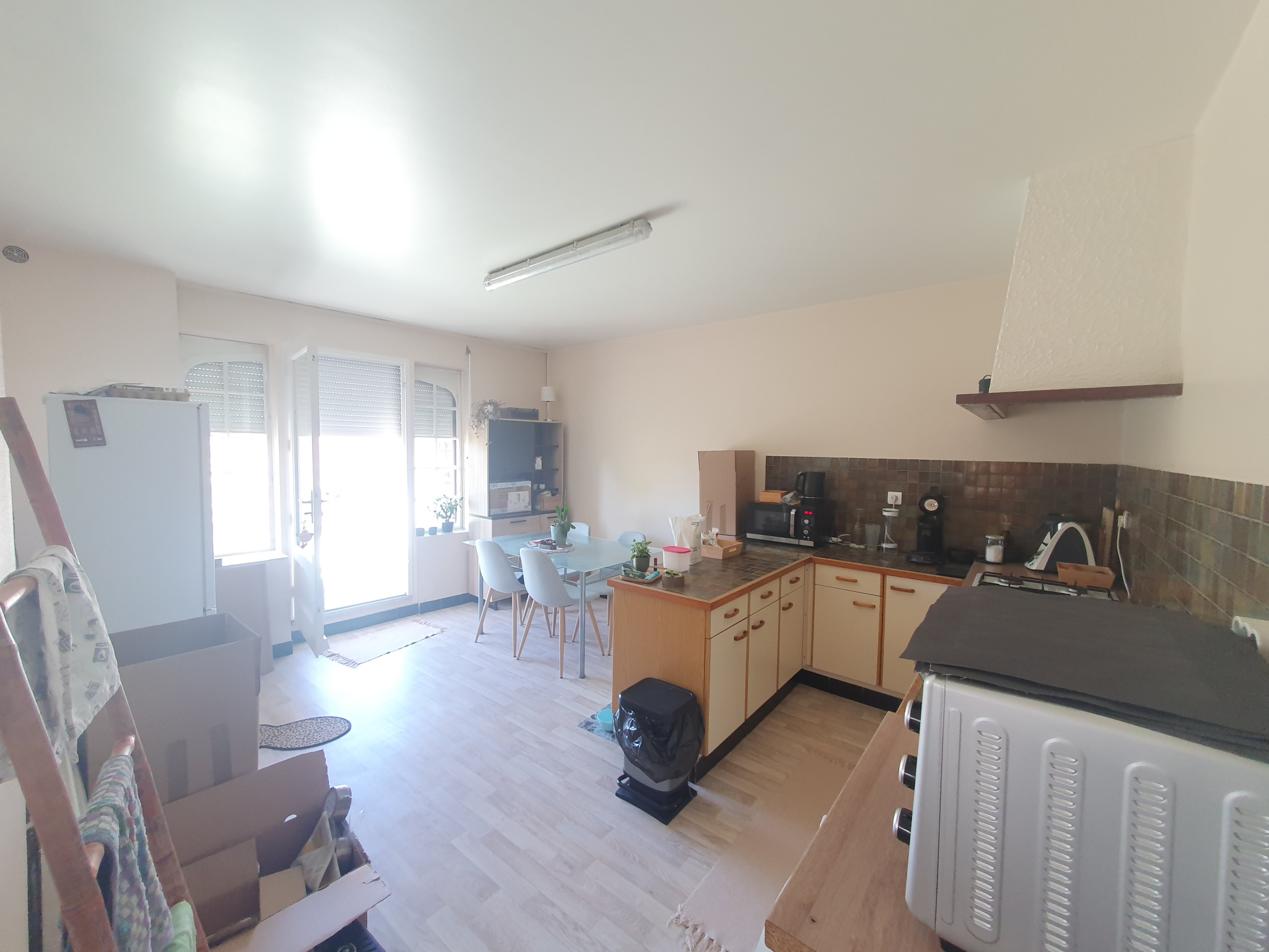 Immeuble de 284m2 pour investir 274300 € à Saint-Sever