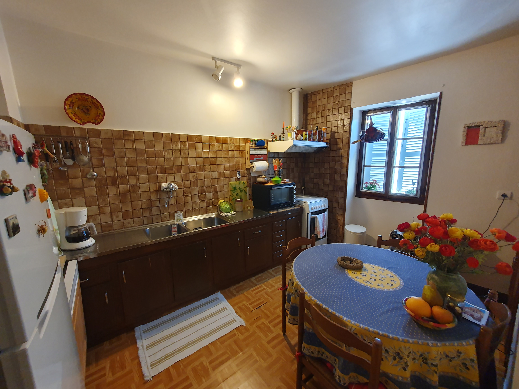 Immeuble de 284m2 pour investir 274300 € à Saint-Sever