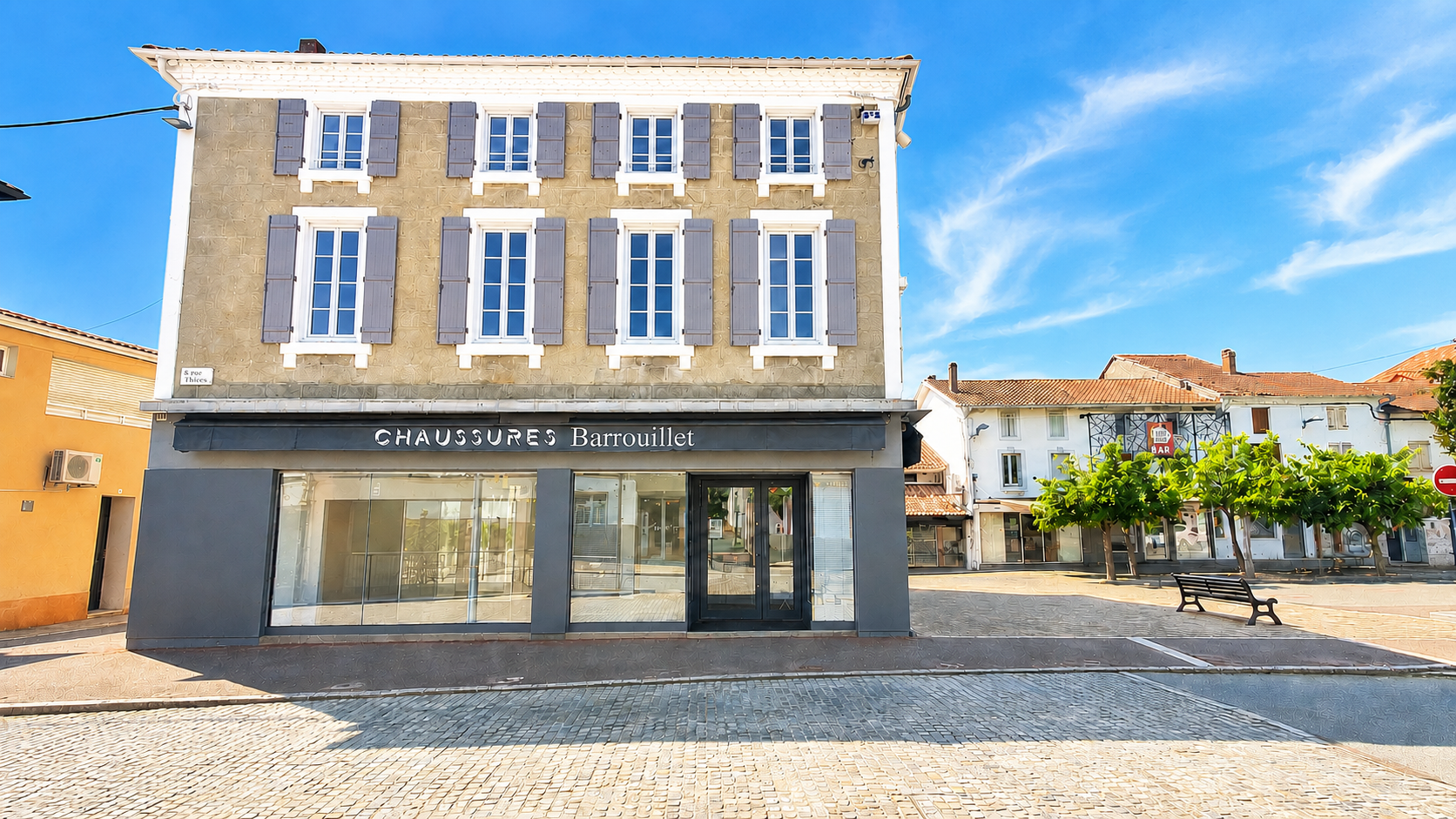 Immeuble de caractère en exclusivité   Centre d’Hagetmau