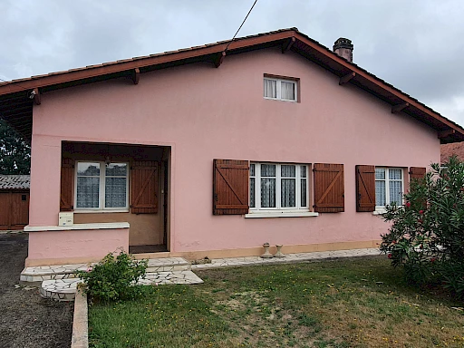 Villa en vente avec 3 chambres à Hagetmau avec SN AGENCE TACHON